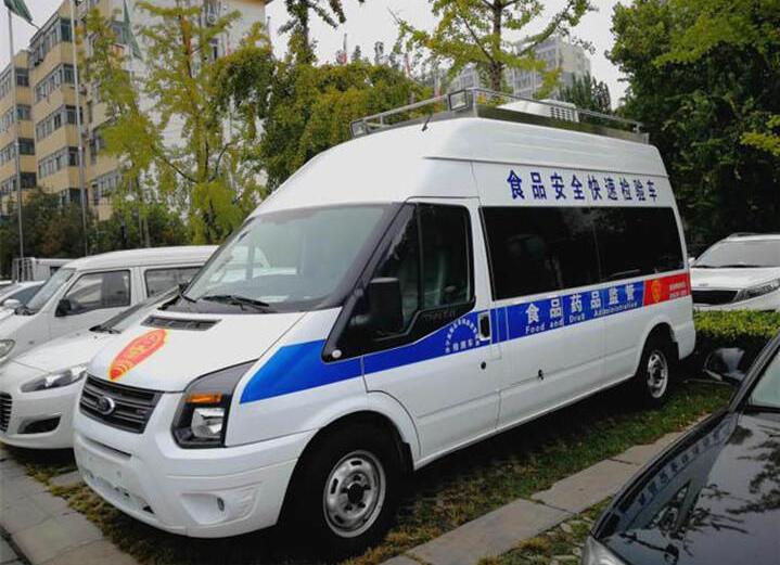 福特全顺V348疫苗接种车